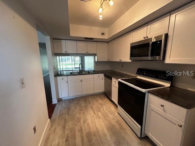 Image 3 of 25 For 5647 Summer Side Lane 41a