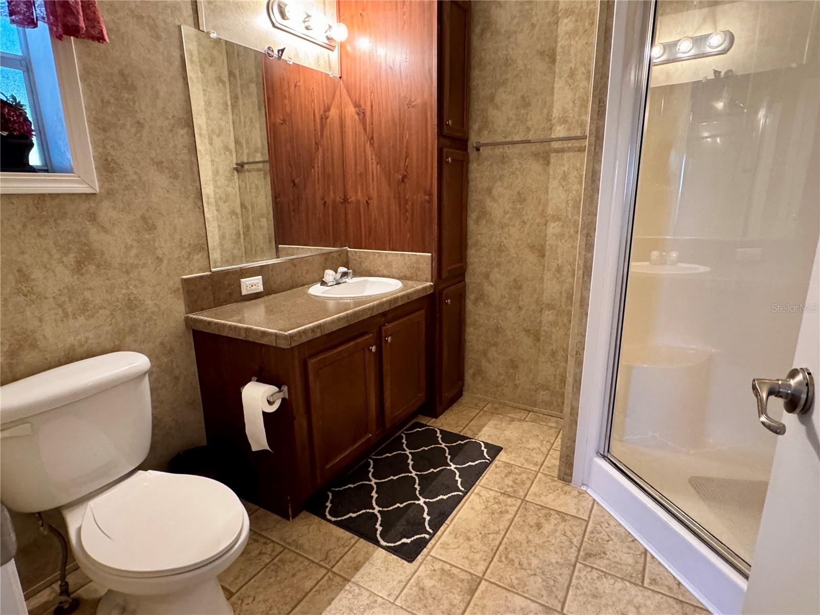 Image 16 of 31 For 1007 50th Avenue W