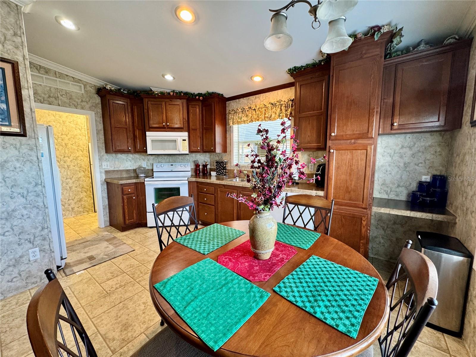 Image 9 of 31 For 1007 50th Avenue W