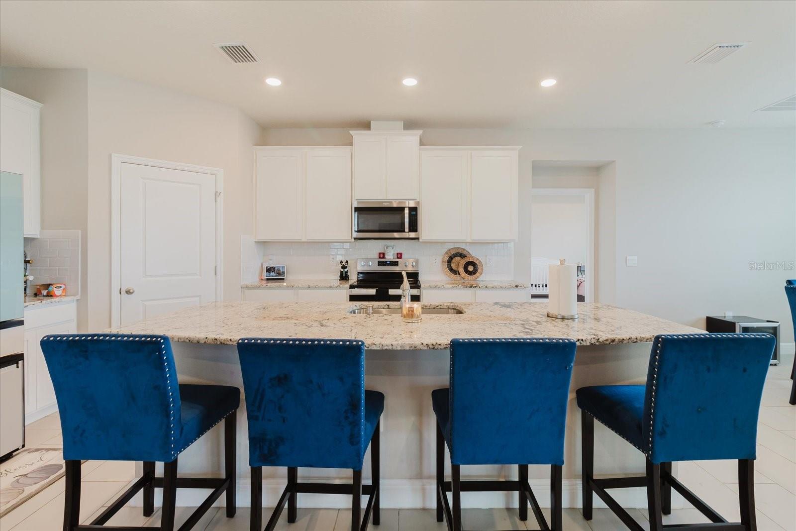 Image 20 of 76 For 17544 Cantarina Cove