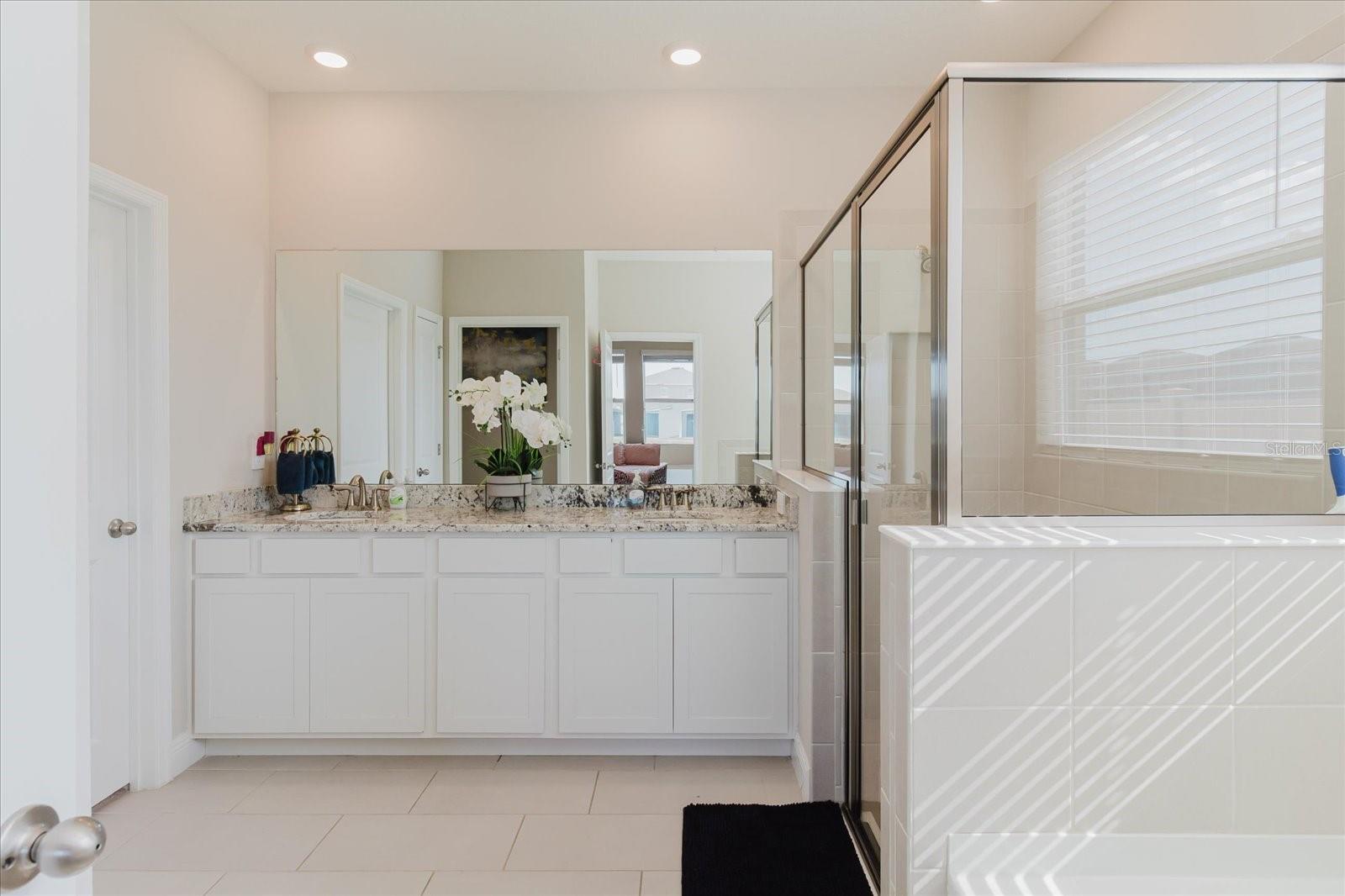 Image 45 of 76 For 17544 Cantarina Cove