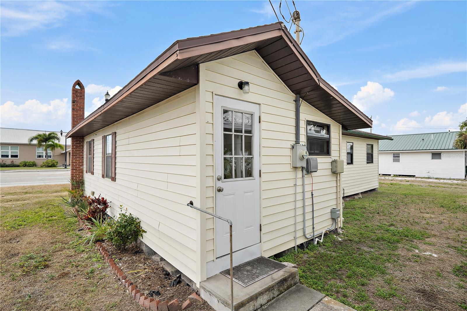 Image 6 of 26 For 3345 Bahia Vista Street