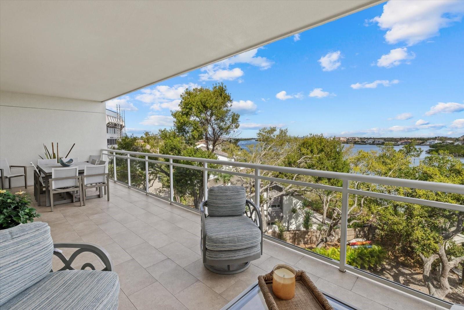 Image 15 of 100 For 1660 Summerhouse Lane 402