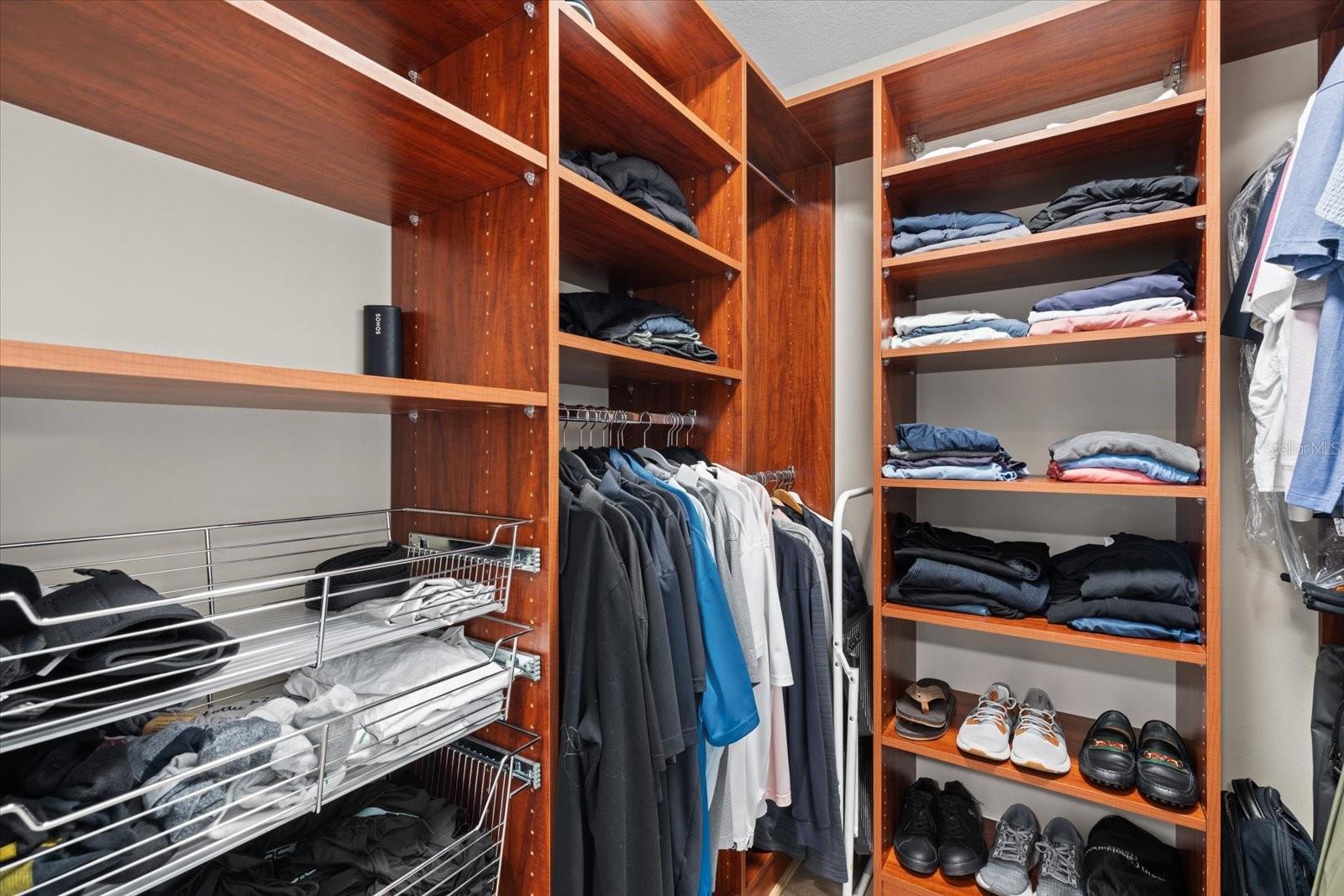 Image 24 of 100 For 1660 Summerhouse Lane 402