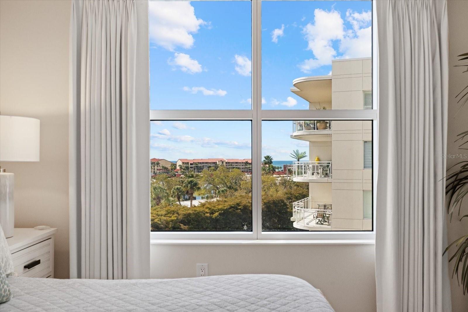 Image 30 of 100 For 1660 Summerhouse Lane 402