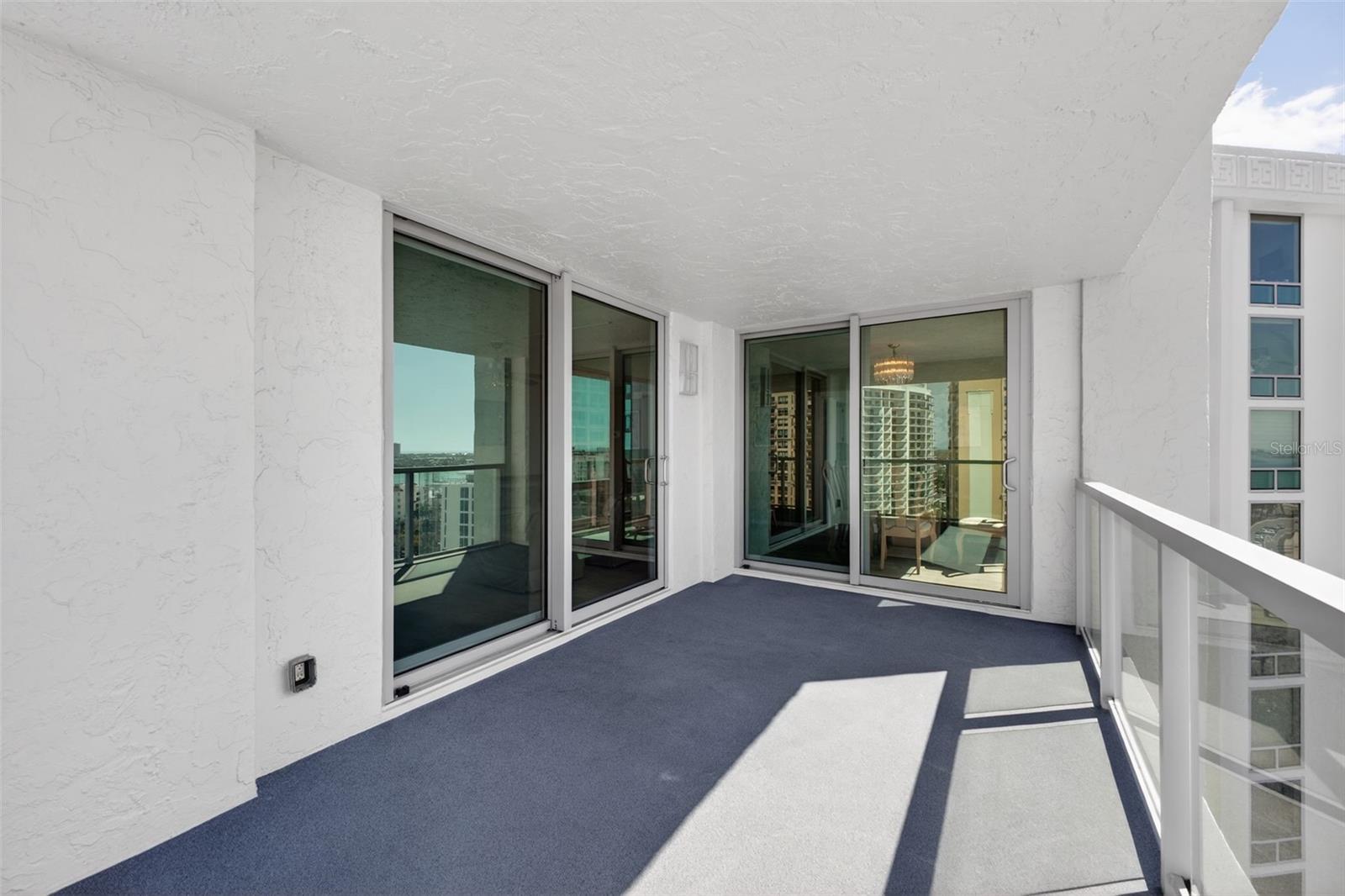 Image 11 of 32 For 1111 Gulfstream Avenue 16d