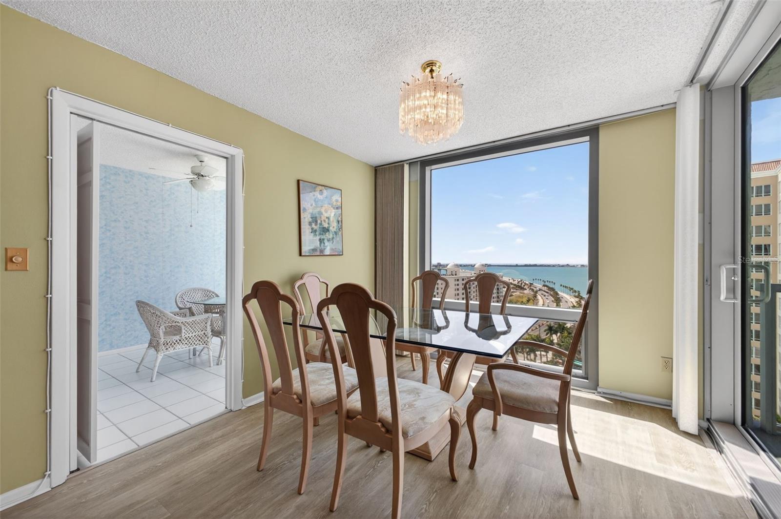 Image 18 of 32 For 1111 Gulfstream Avenue 16d