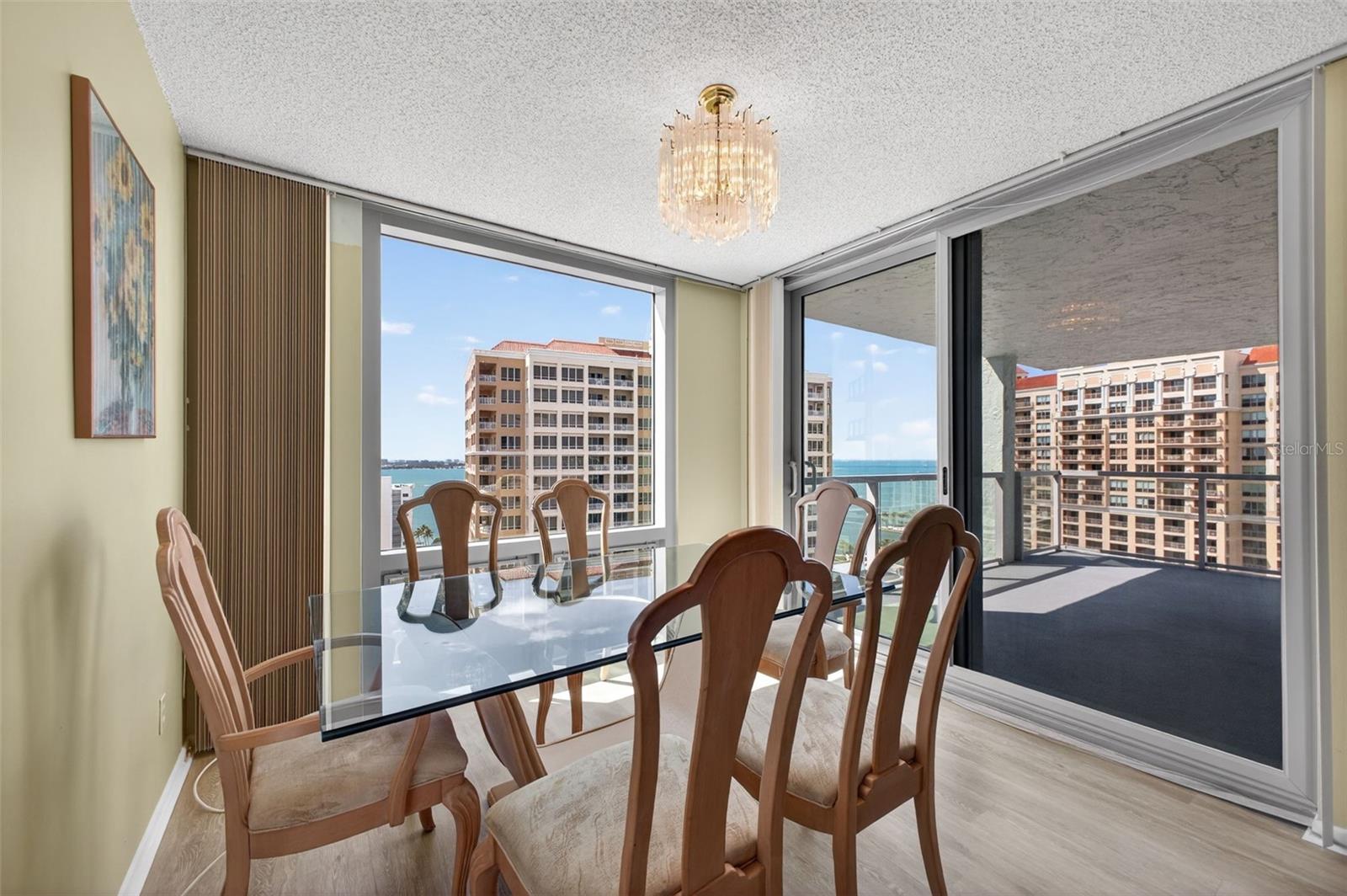 Image 19 of 32 For 1111 Gulfstream Avenue 16d