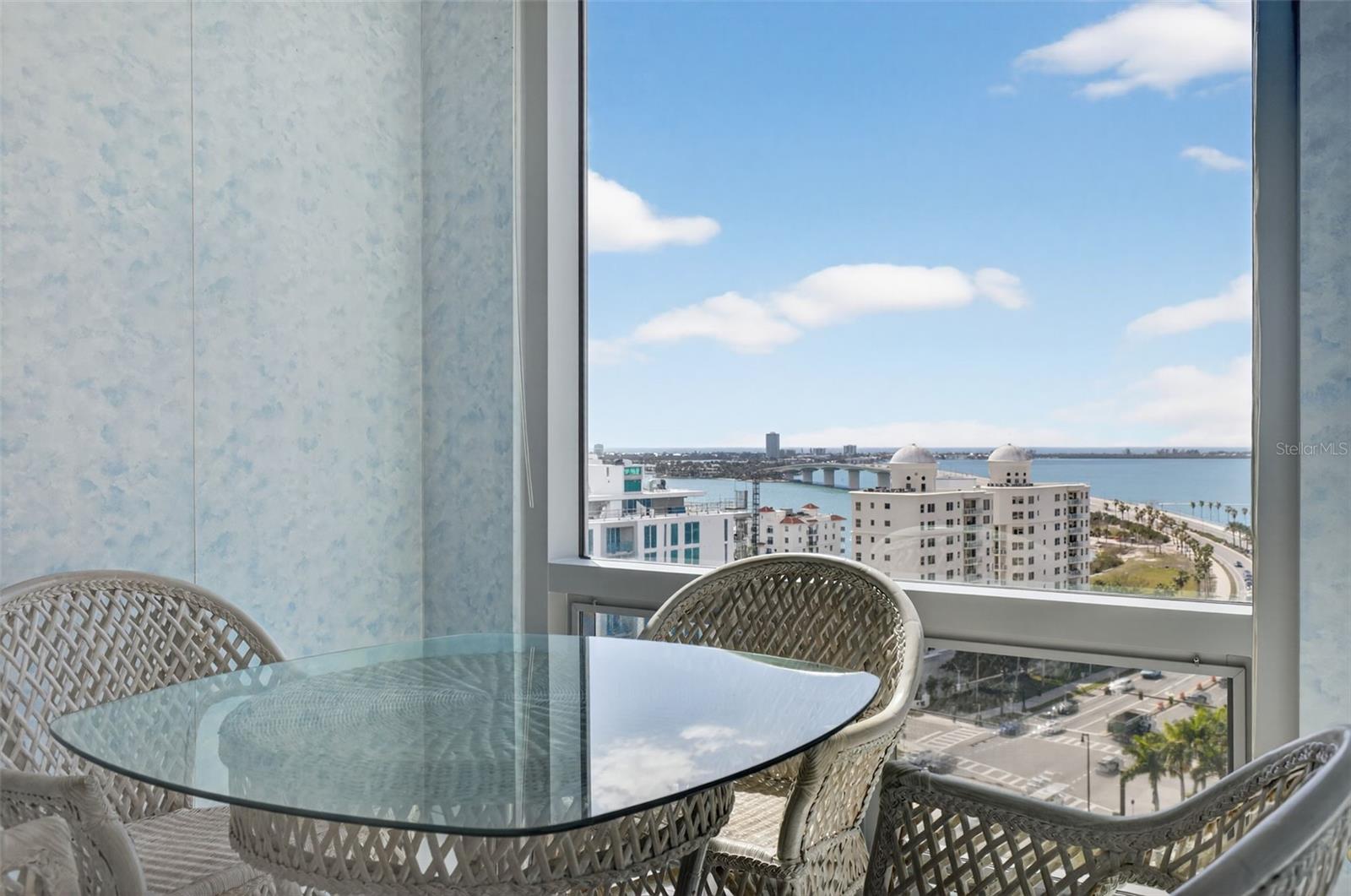 Image 20 of 32 For 1111 Gulfstream Avenue 16d