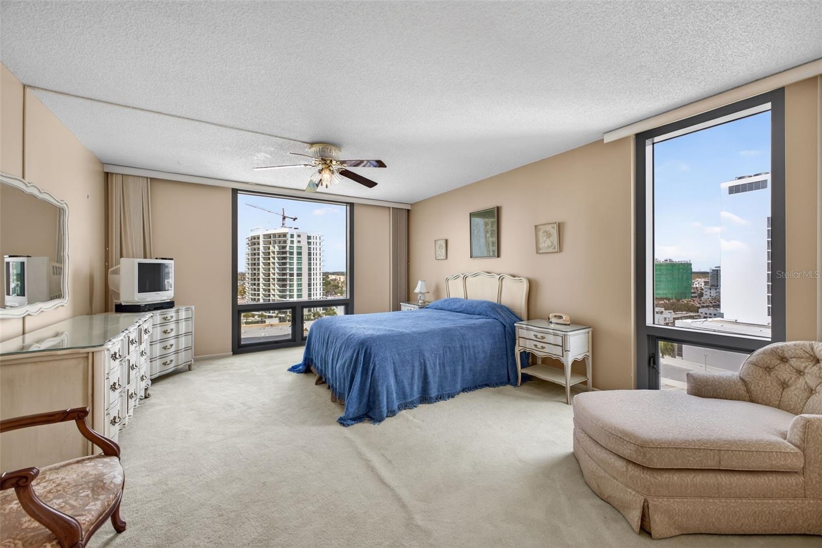 Image 24 of 32 For 1111 Gulfstream Avenue 16d