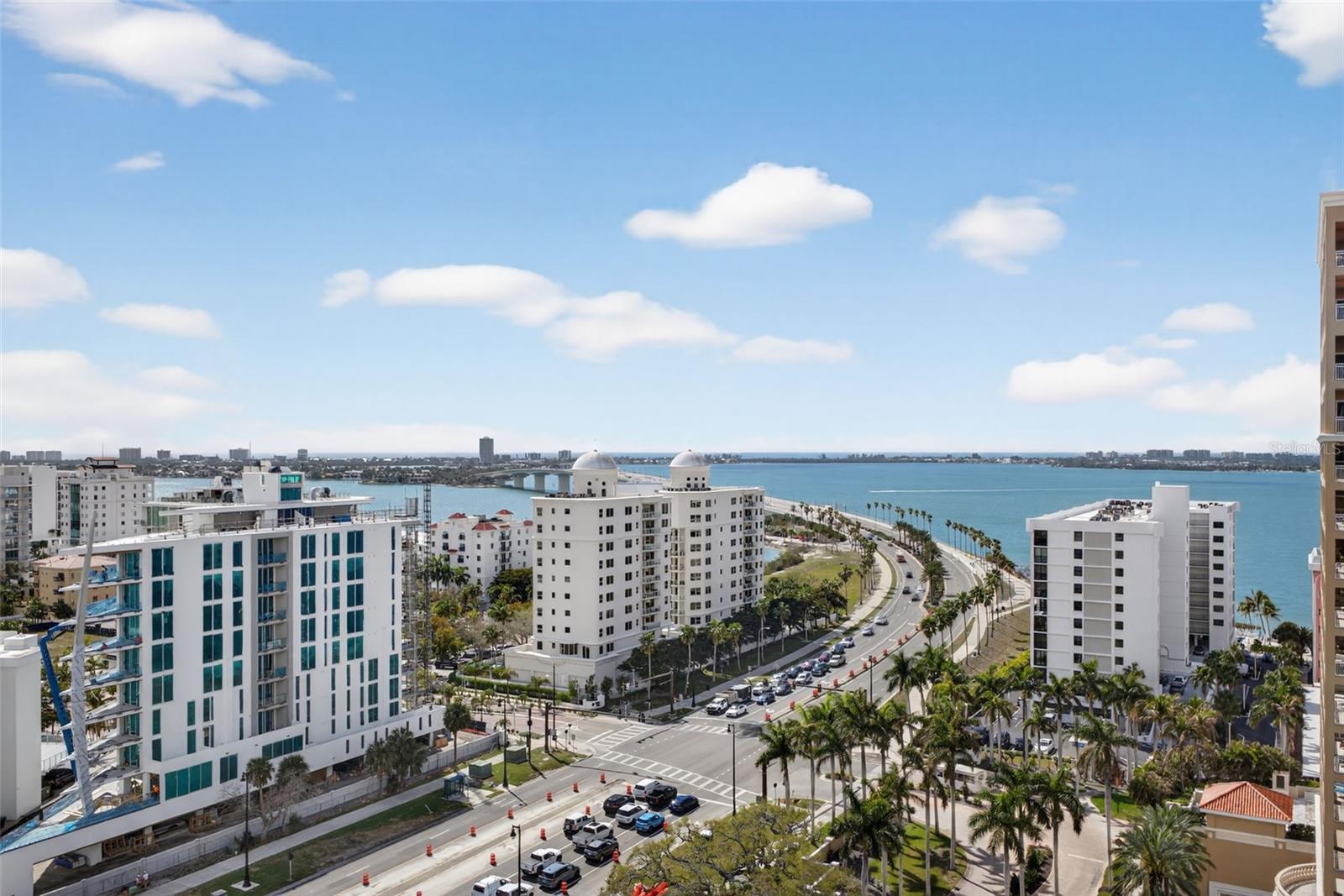 Image 7 of 32 For 1111 Gulfstream Avenue 16d