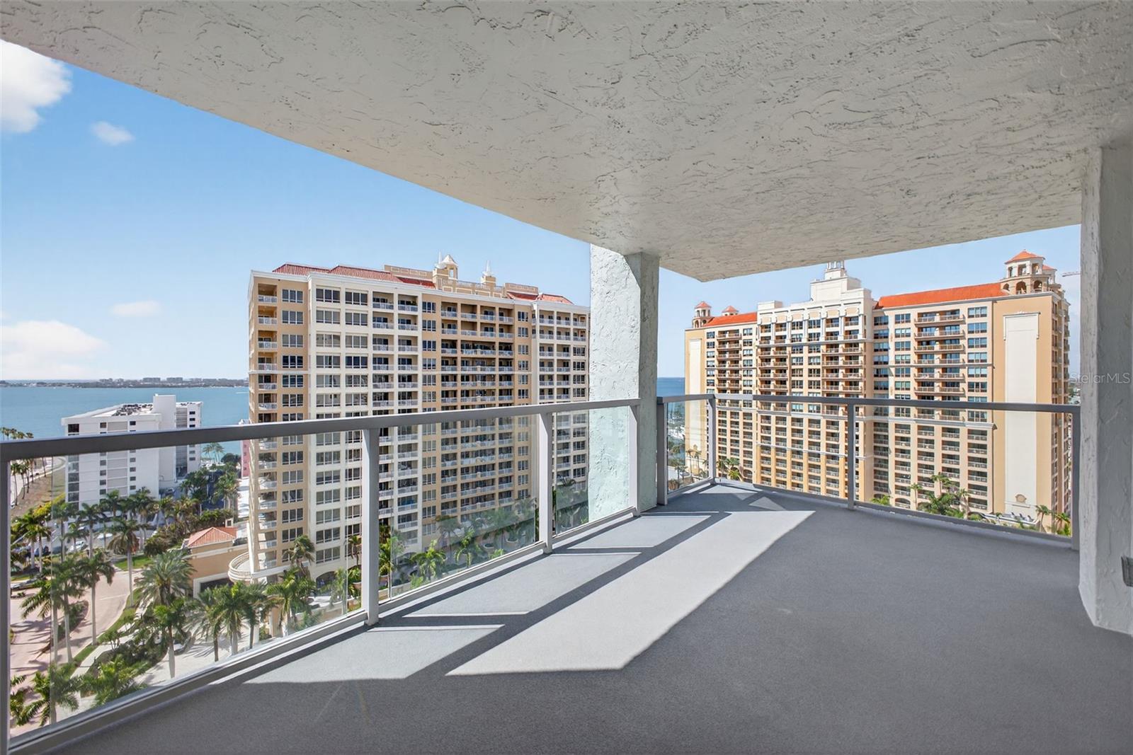 Image 9 of 32 For 1111 Gulfstream Avenue 16d