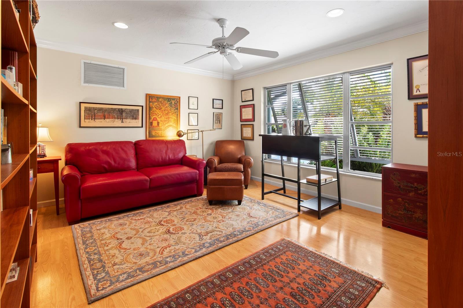 Image 17 of 48 For 7926 Cypress Lake Drive