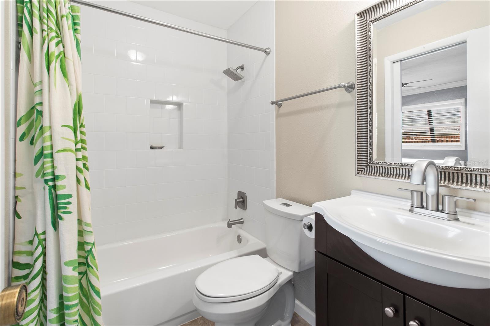 Image 28 of 48 For 7926 Cypress Lake Drive