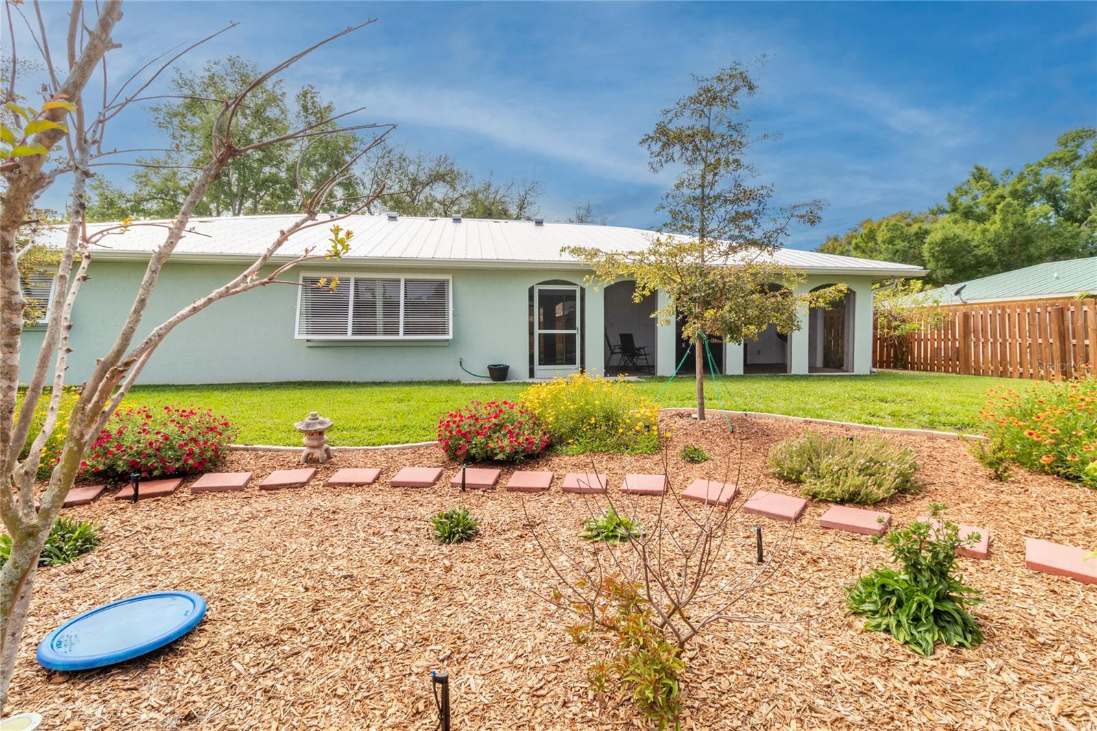 Image 36 of 48 For 7926 Cypress Lake Drive