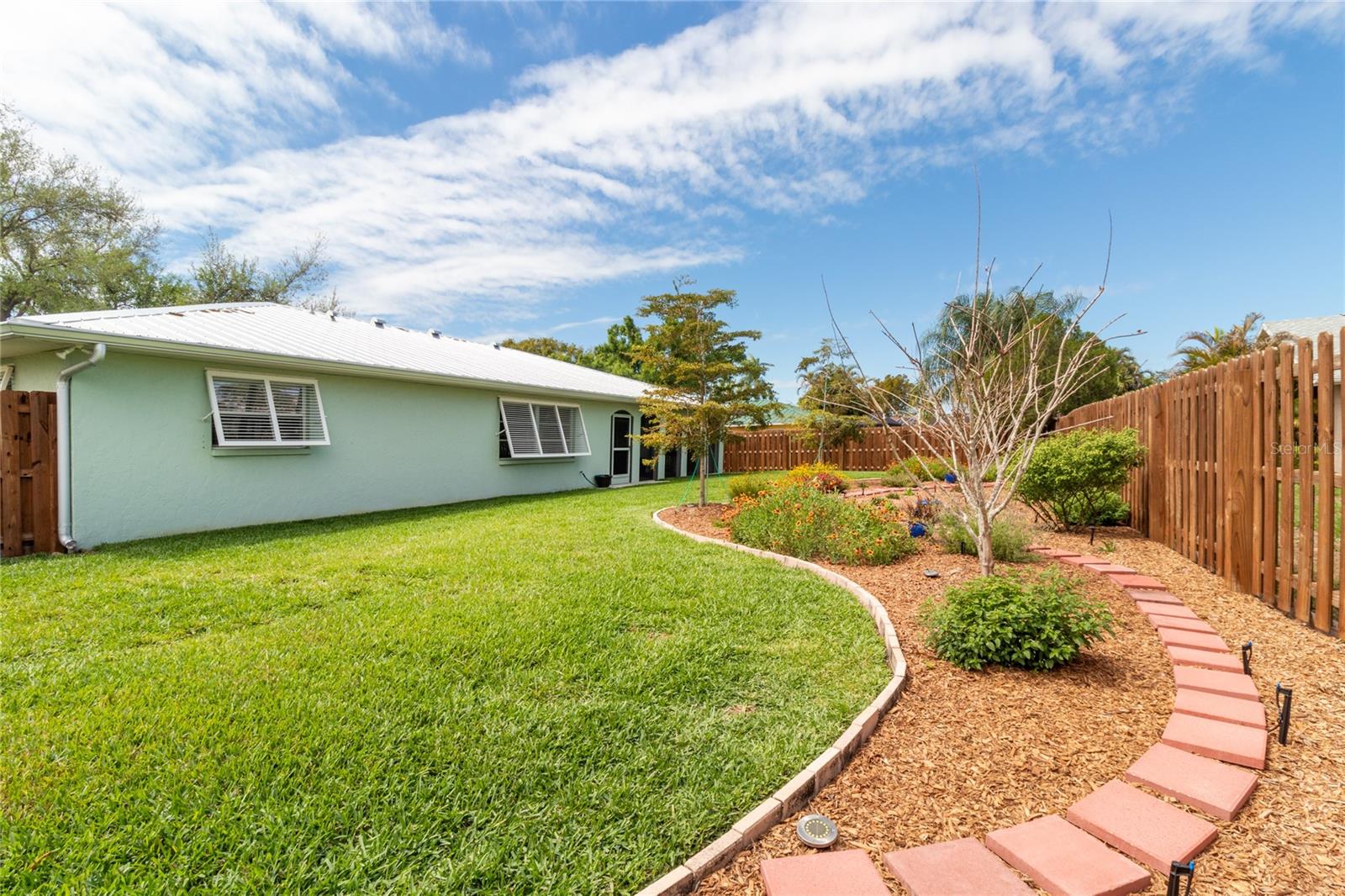 Image 38 of 48 For 7926 Cypress Lake Drive