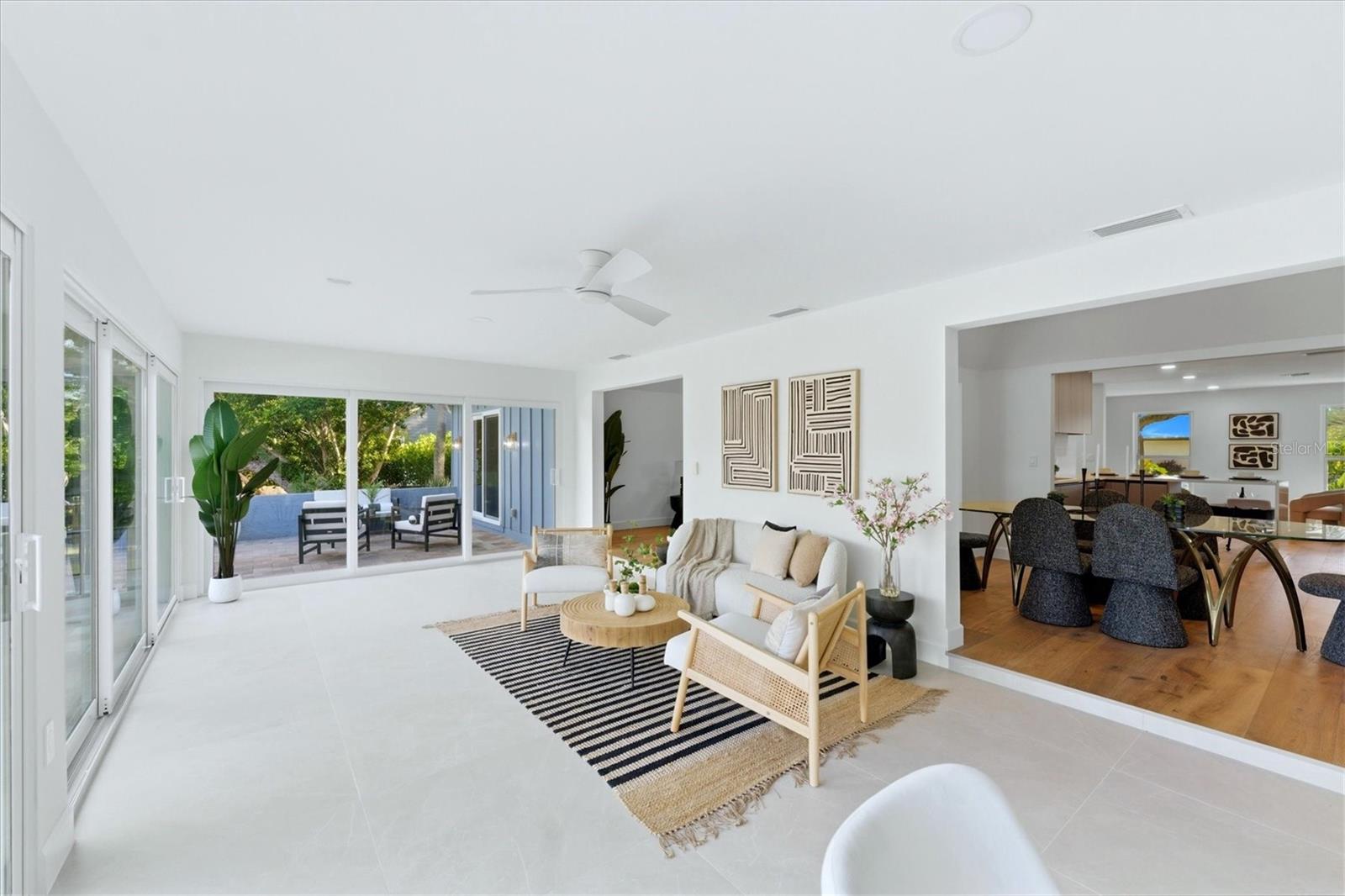 Listing photo id 24 for 700 Tropical Circle