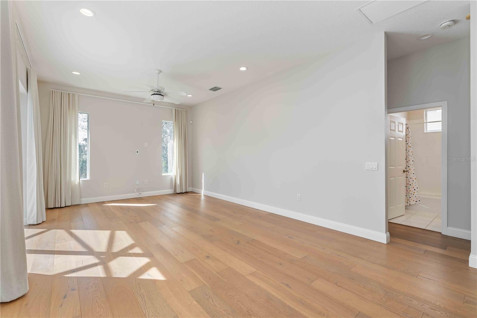 Image 17 of 67 For 7707 Ashley Circle