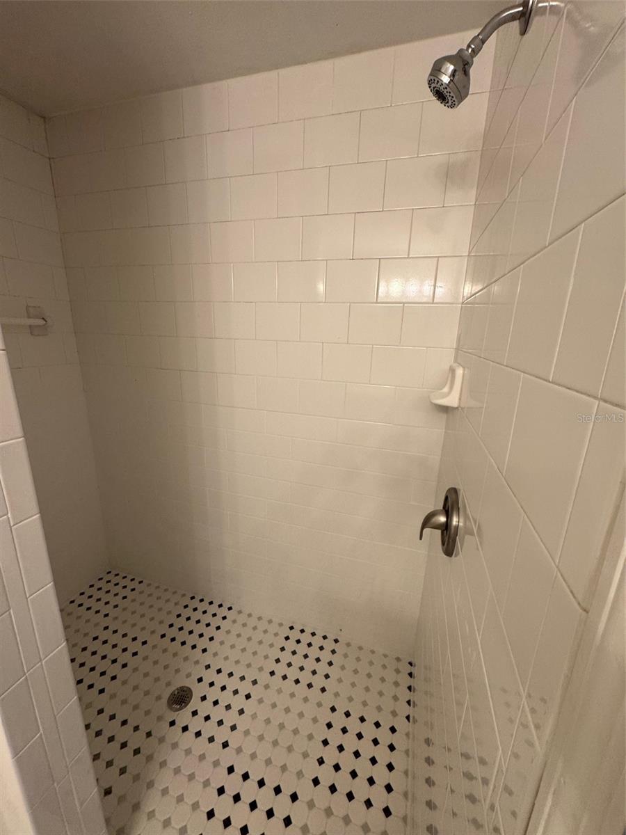 Image 8 of 10 For 4908 21st Street W