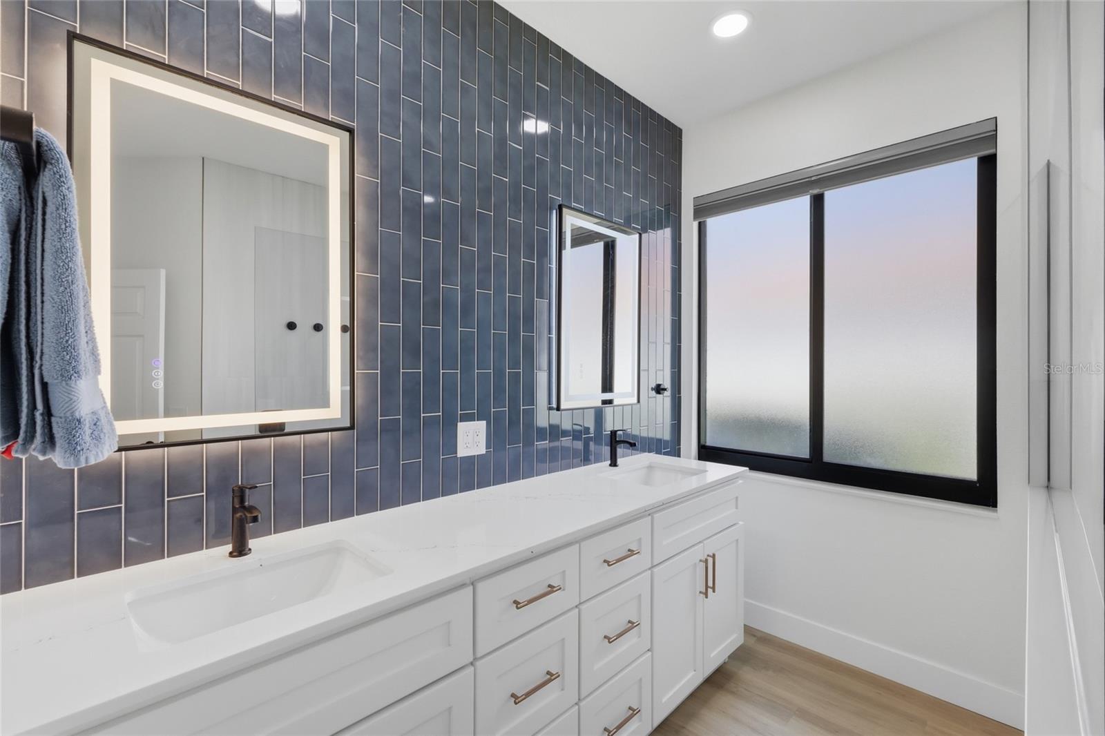 Image 5 of 71 For 7715 Us Open Loop