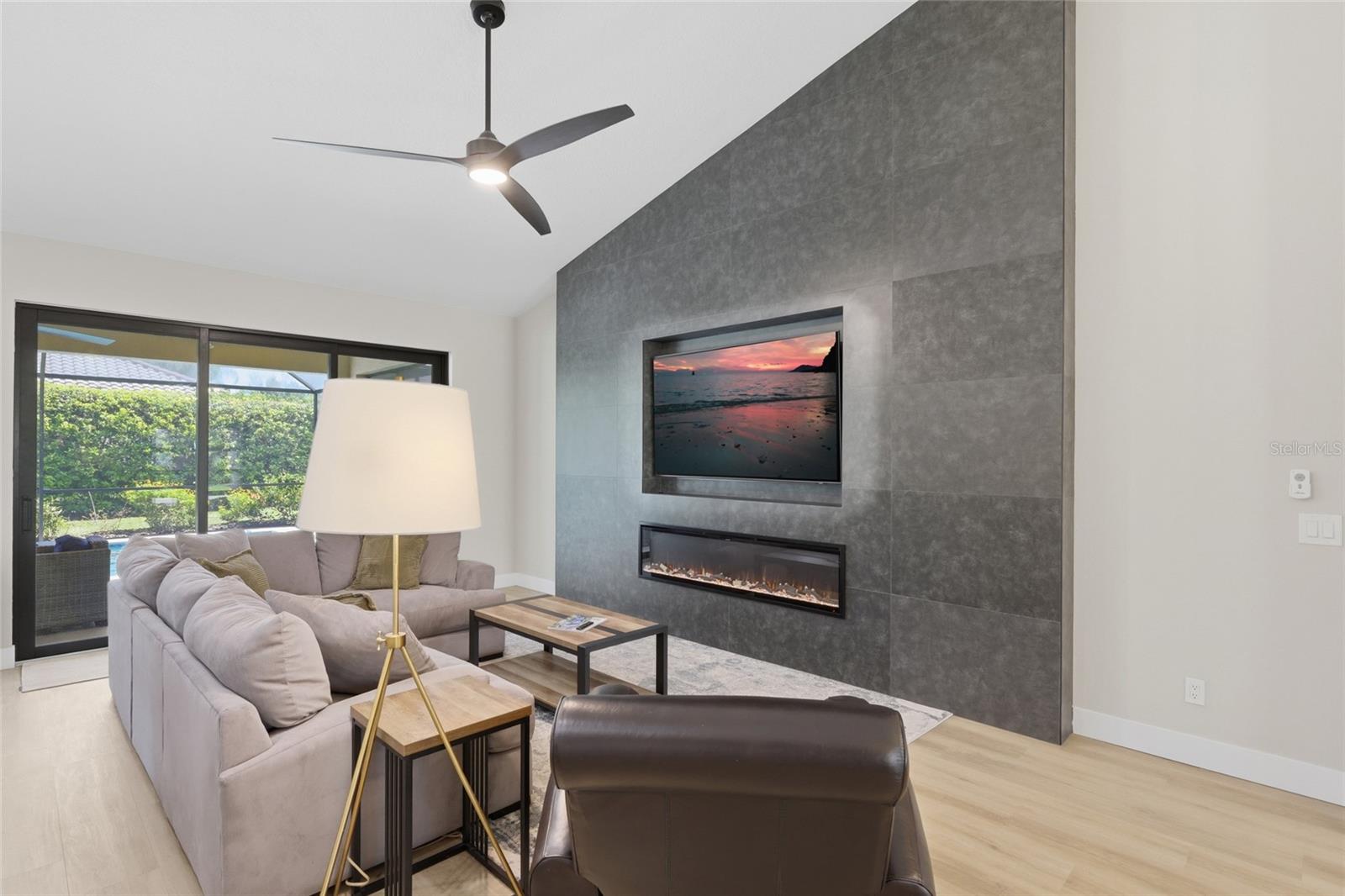 Image 9 of 71 For 7715 Us Open Loop