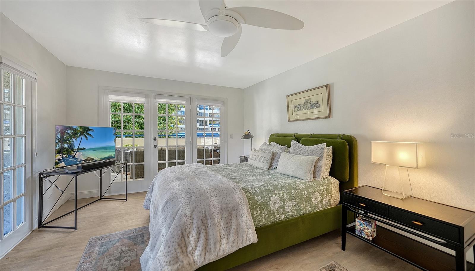 Image 15 of 35 For 825 Osprey Avenue 108