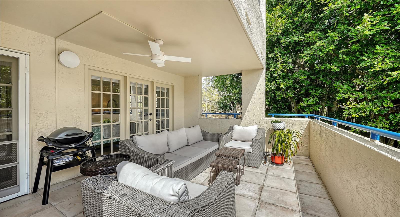 Image 27 of 35 For 825 Osprey Avenue 108