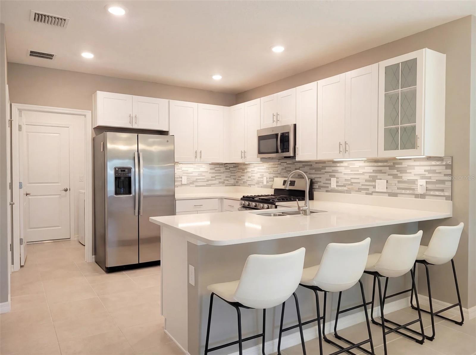 Image 6 of 32 For 6333 Milestone Loop