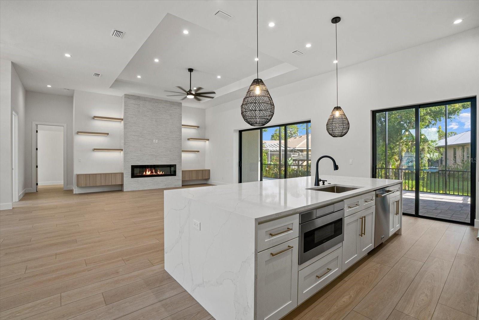 Image 13 of 38 For 1605 Landfall Drive