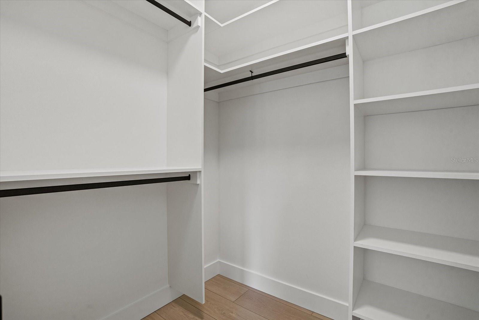 Image 26 of 38 For 1605 Landfall Drive