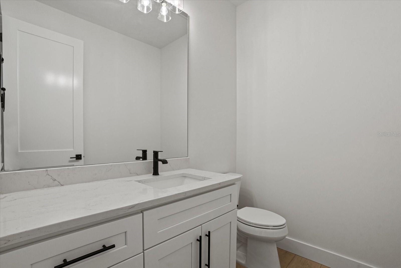 Image 30 of 38 For 1605 Landfall Drive