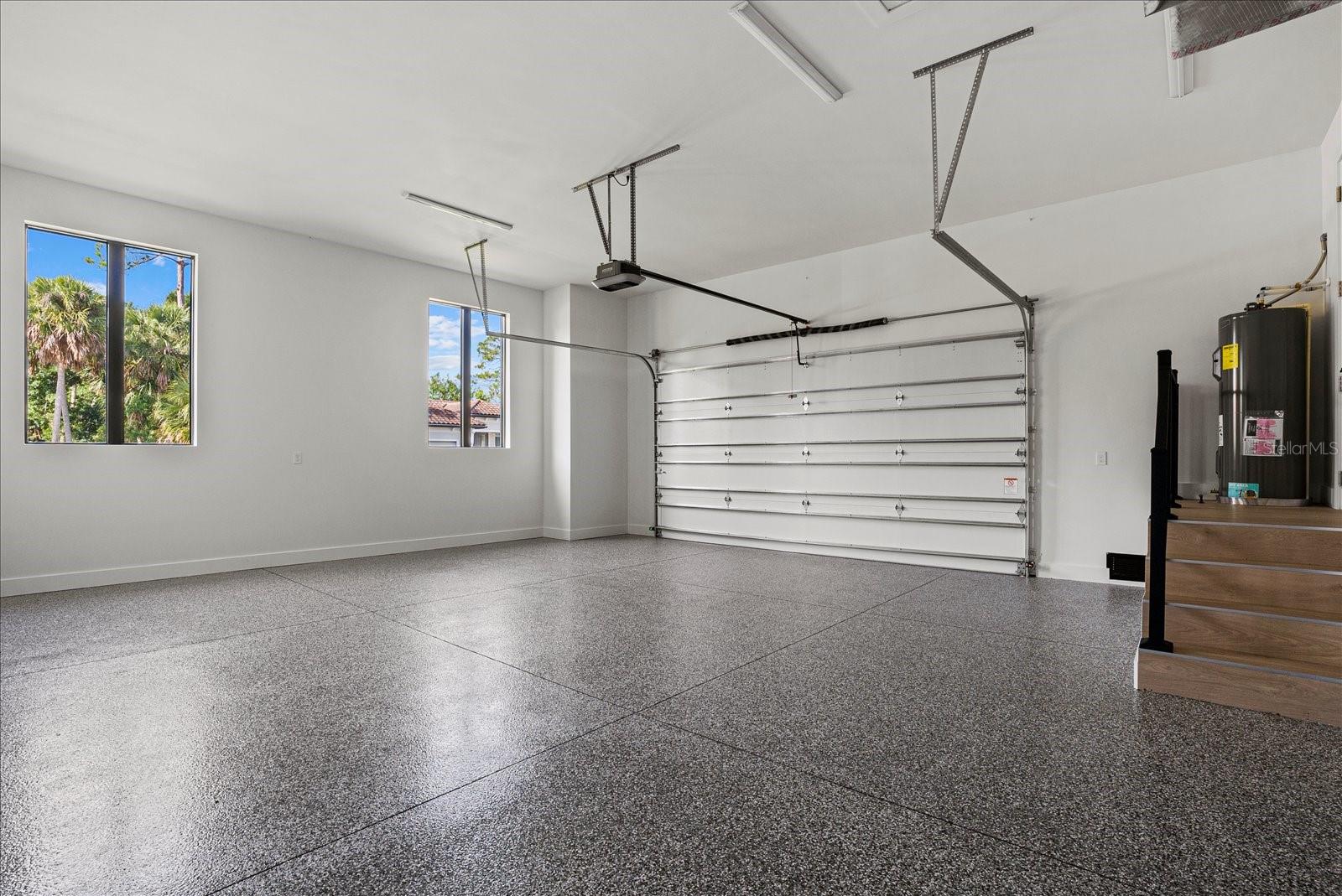 Image 32 of 38 For 1605 Landfall Drive