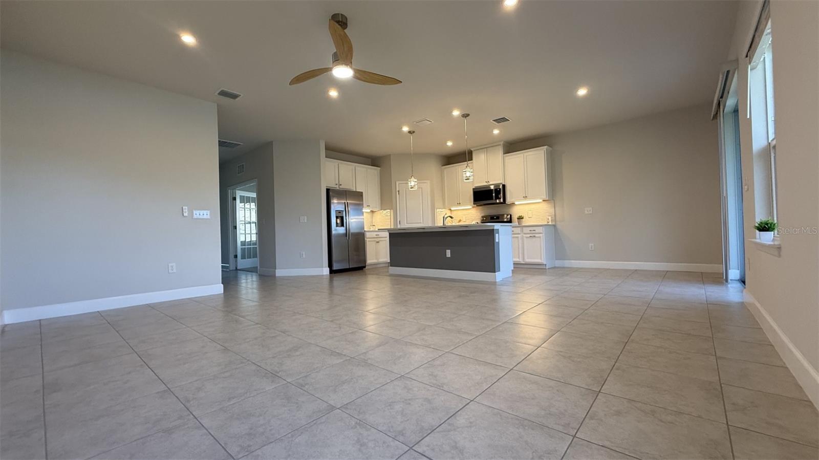 Image 27 of 52 For 11620 61st Street E