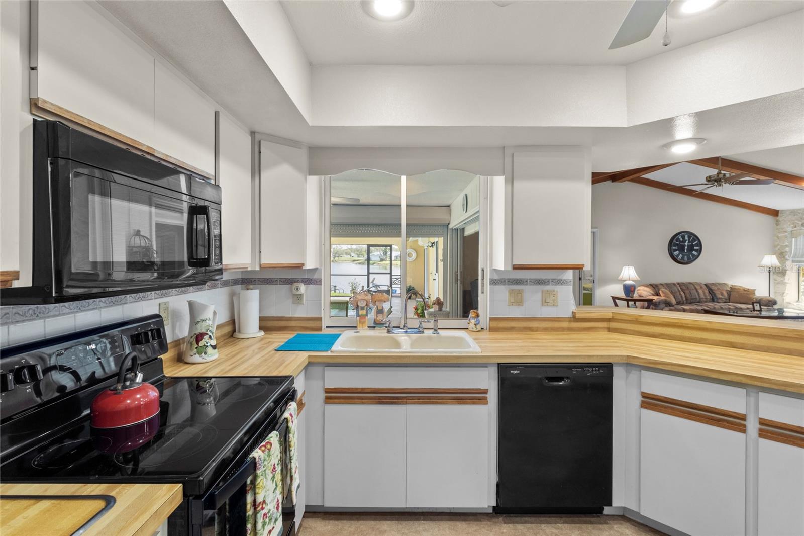 Image 12 of 36 For 1932 Pebble Beach Court