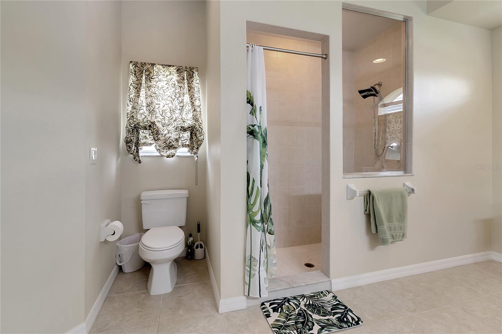 Image 18 of 55 For 2275 Homestead Circle