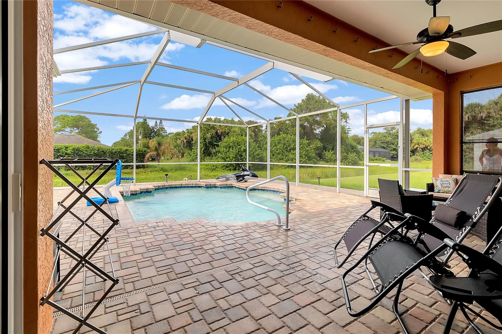 Image 4 of 55 For 2275 Homestead Circle