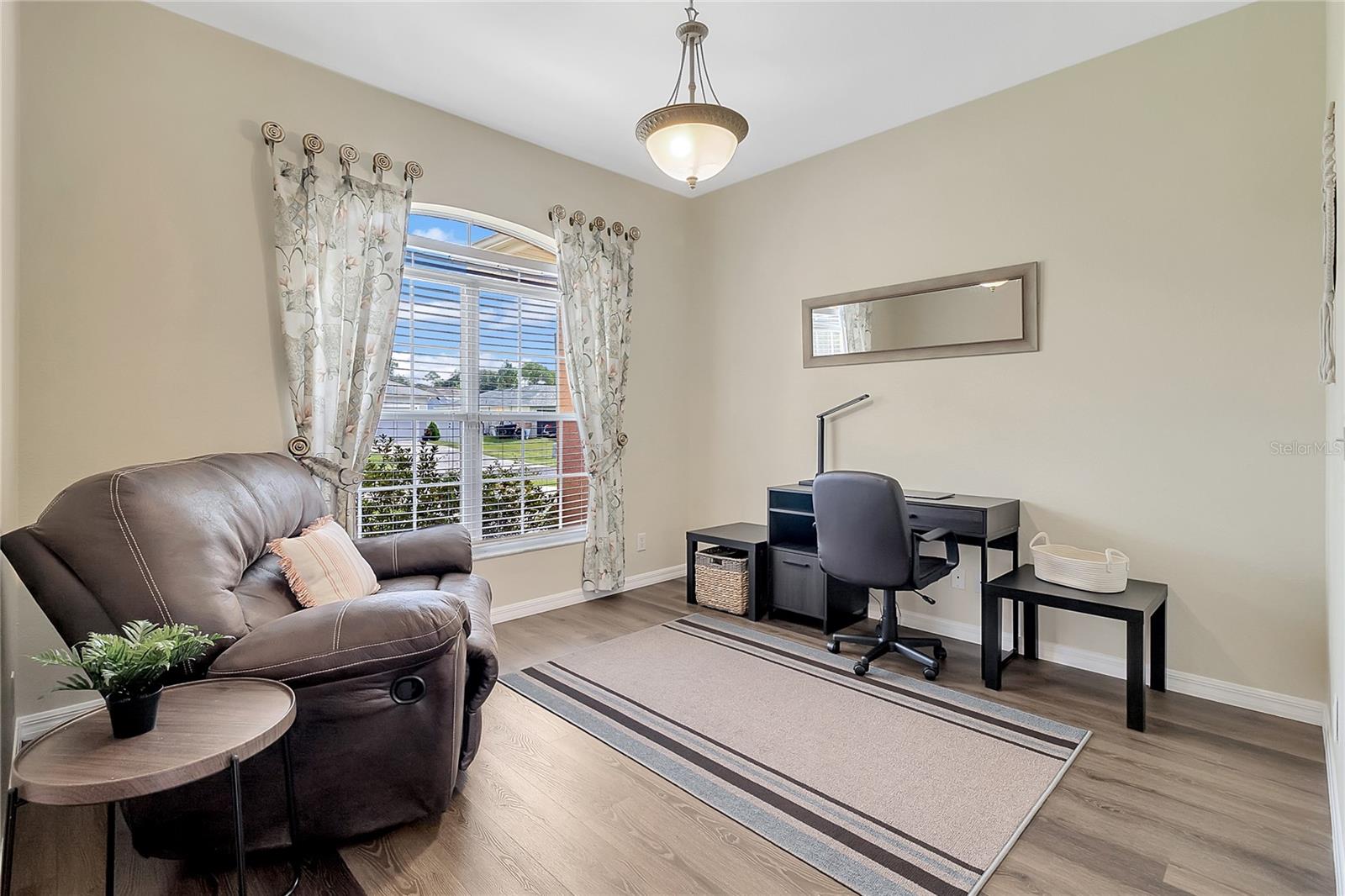 Image 7 of 55 For 2275 Homestead Circle