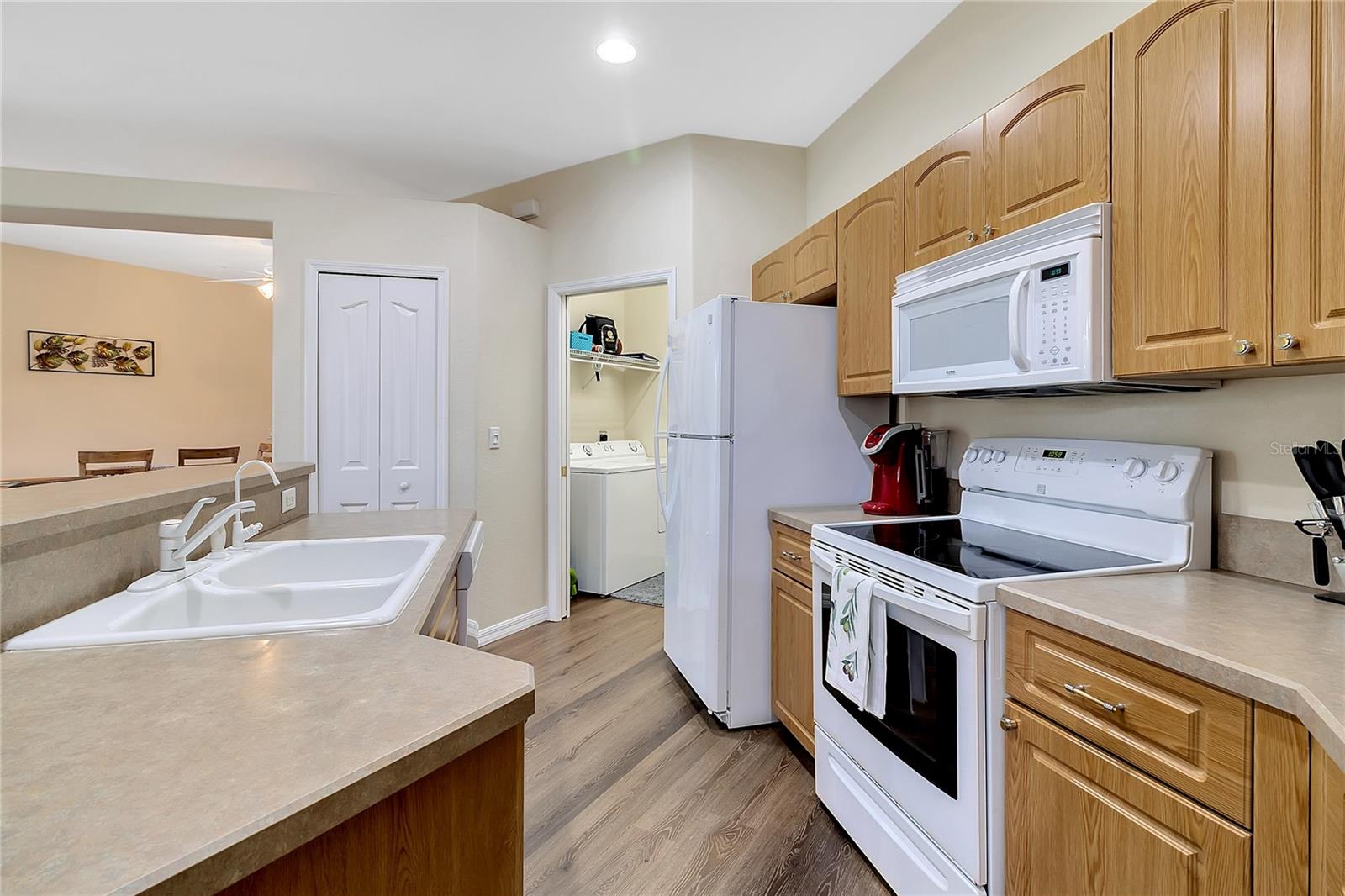 Image 9 of 55 For 2275 Homestead Circle