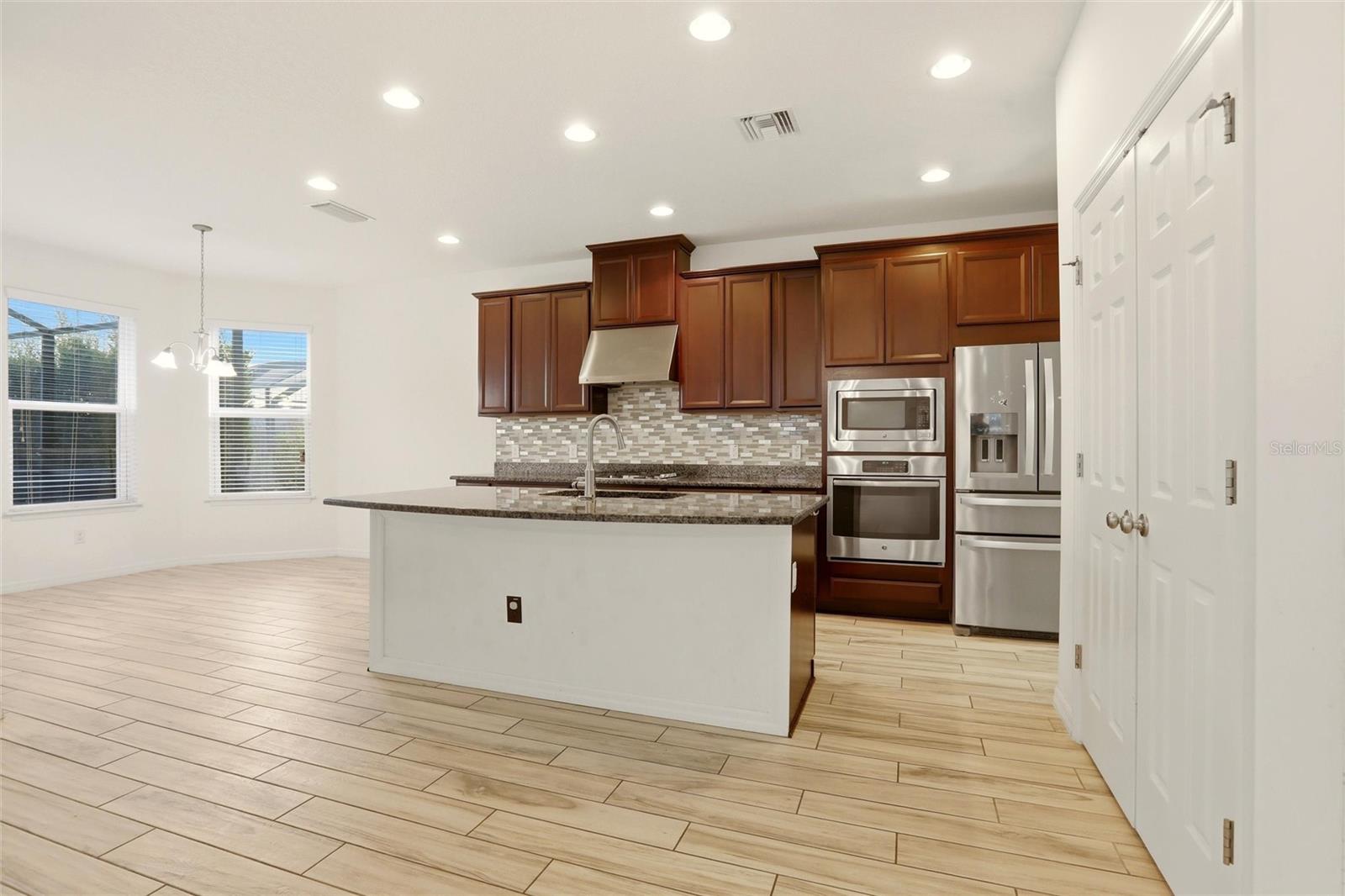 Image 12 of 43 For 5934 Anise Drive