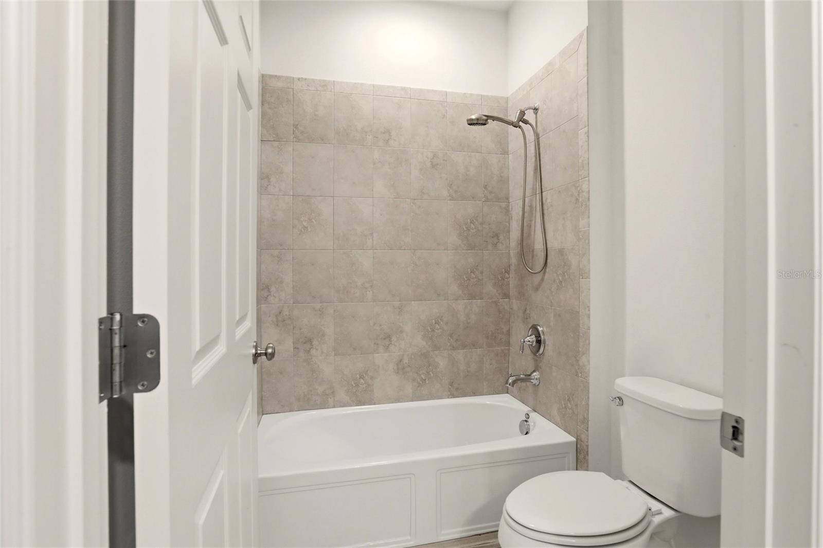 Image 33 of 43 For 5934 Anise Drive