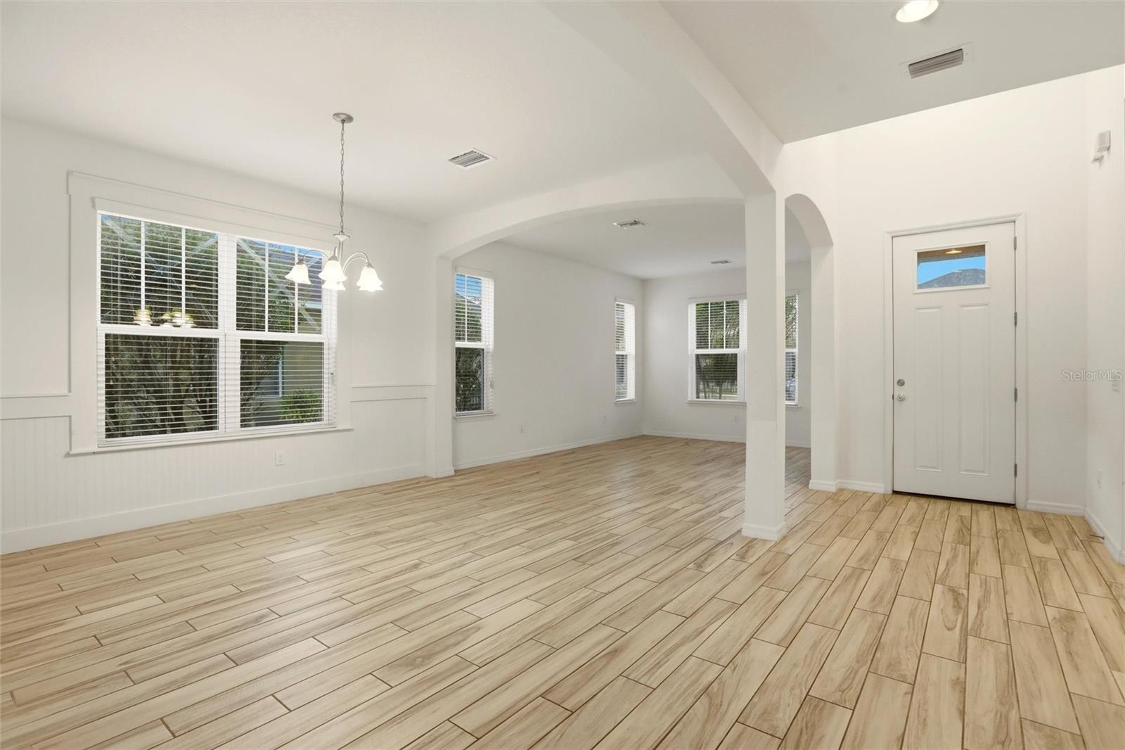 Image 5 of 43 For 5934 Anise Drive