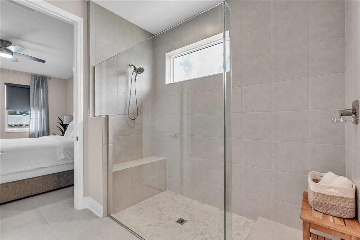 Image 19 of 70 For 17502 Savory Mist Circle