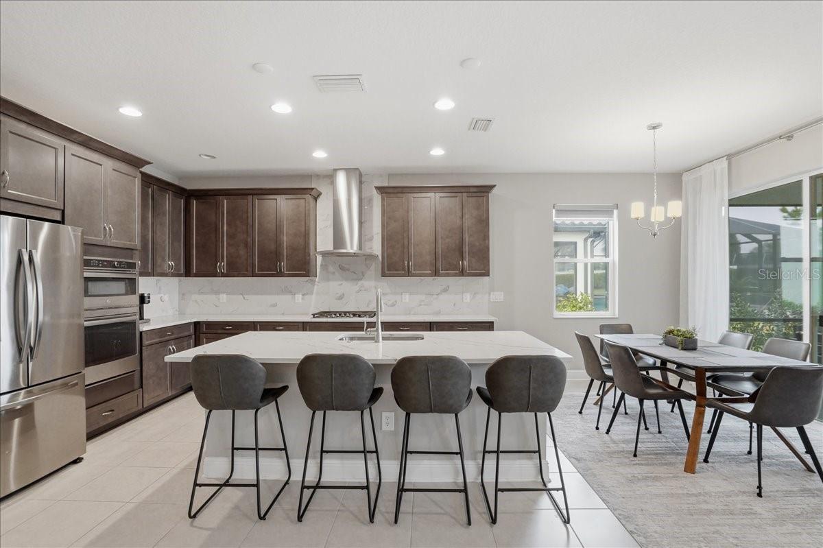 Image 4 of 70 For 17502 Savory Mist Circle