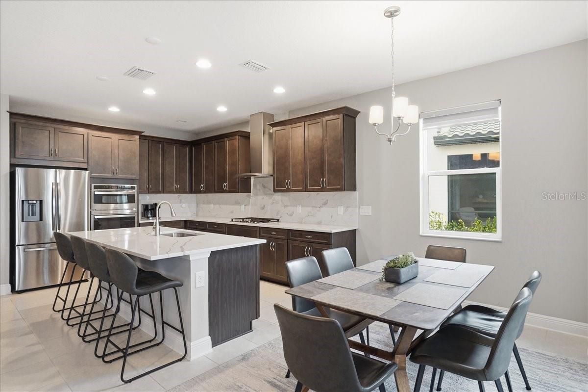 Image 5 of 70 For 17502 Savory Mist Circle