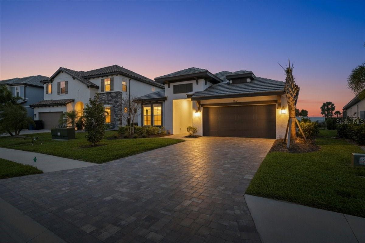 Image 50 of 70 For 17502 Savory Mist Circle