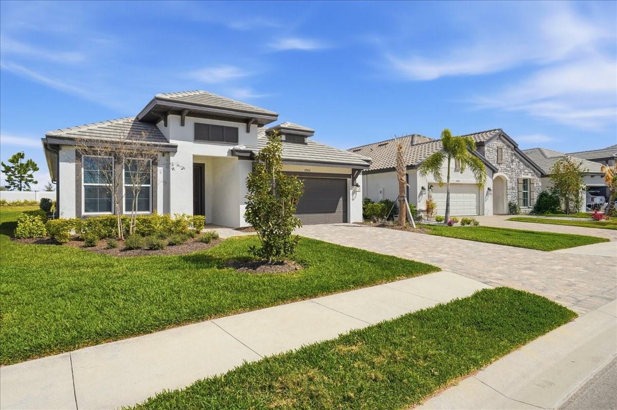 Image 52 of 70 For 17502 Savory Mist Circle