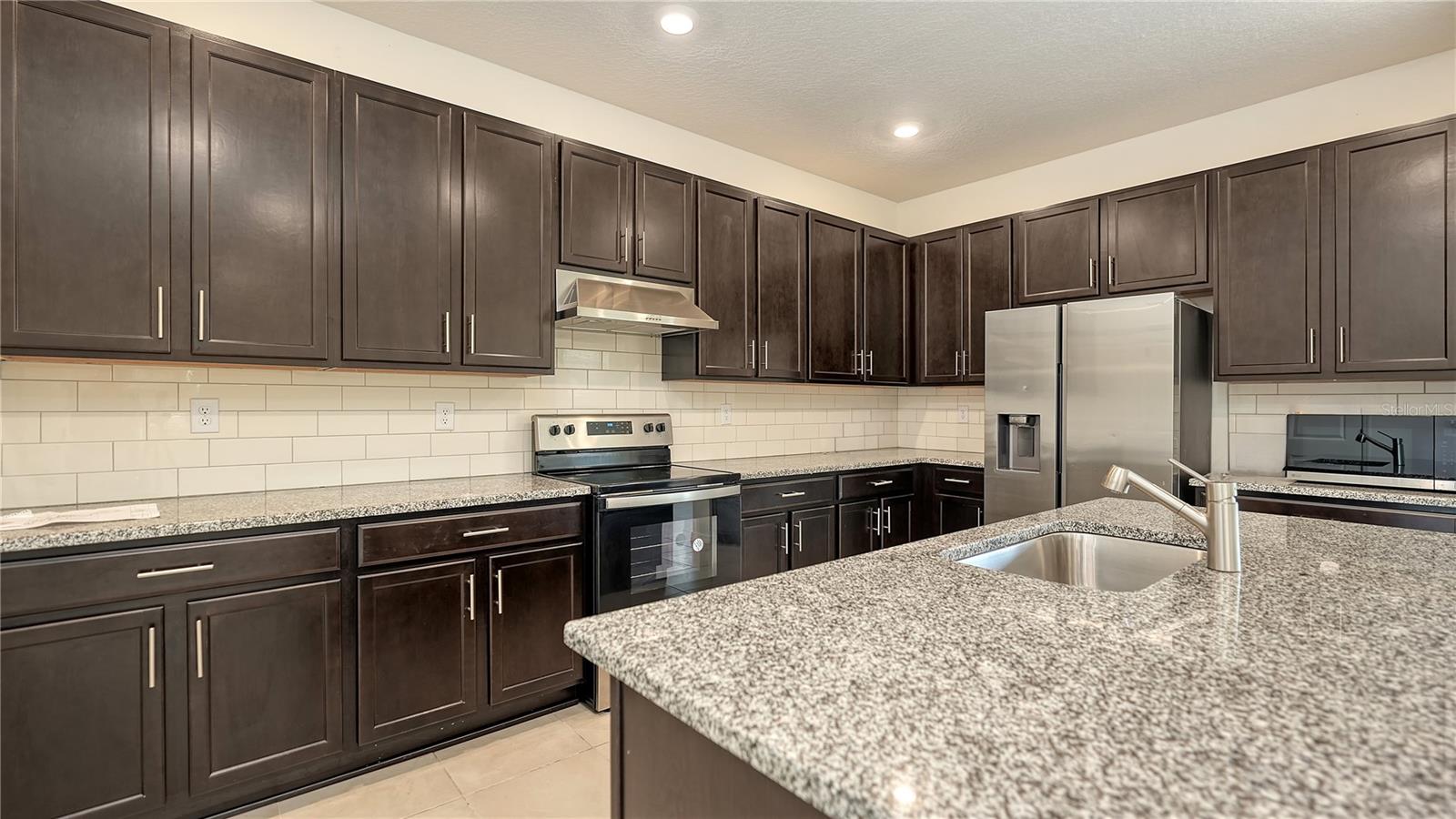 Image 12 of 40 For 7422 35th Lane E