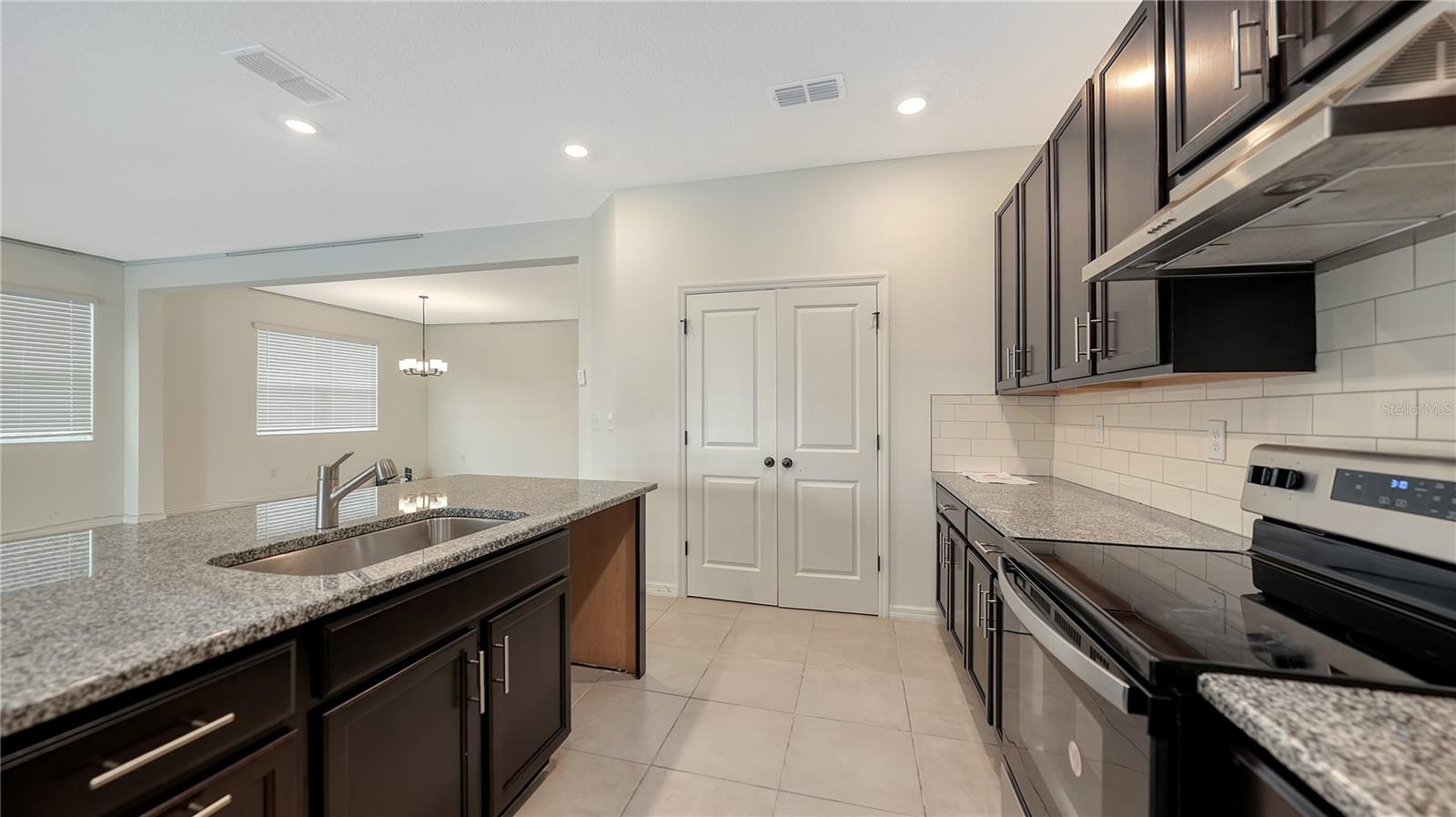 Image 16 of 40 For 7422 35th Lane E