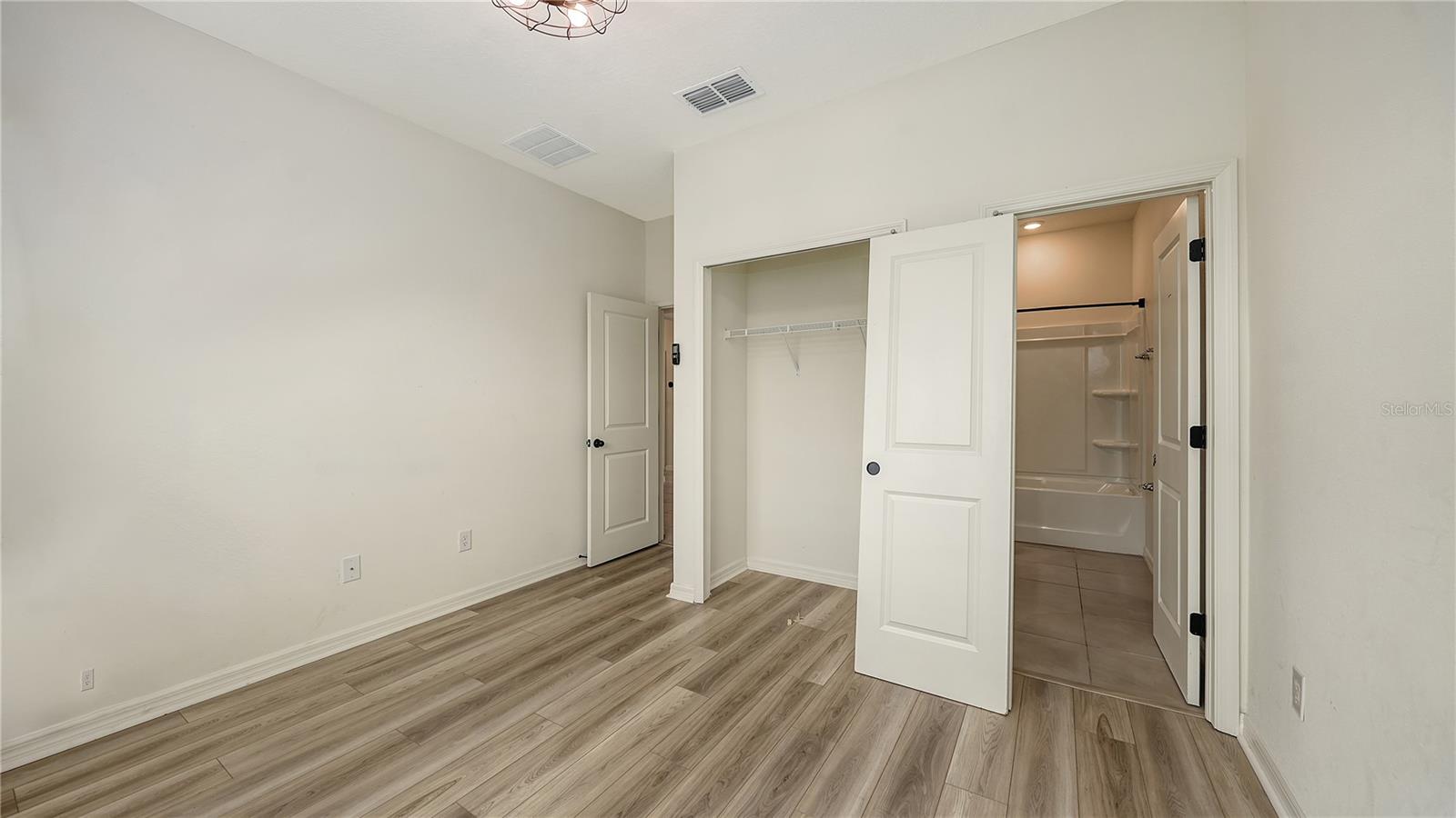 Image 25 of 40 For 7422 35th Lane E