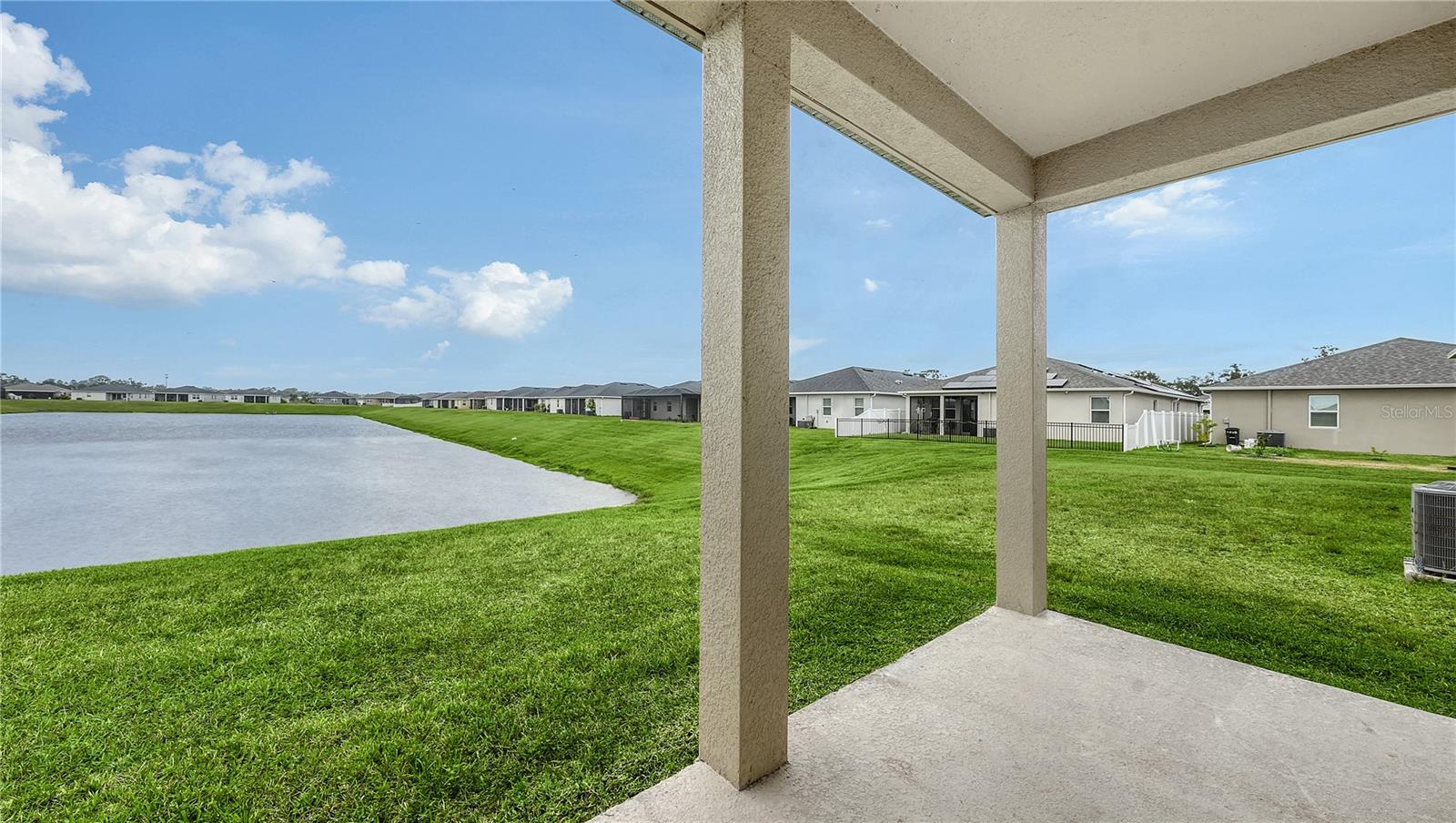 Image 5 of 40 For 7422 35th Lane E